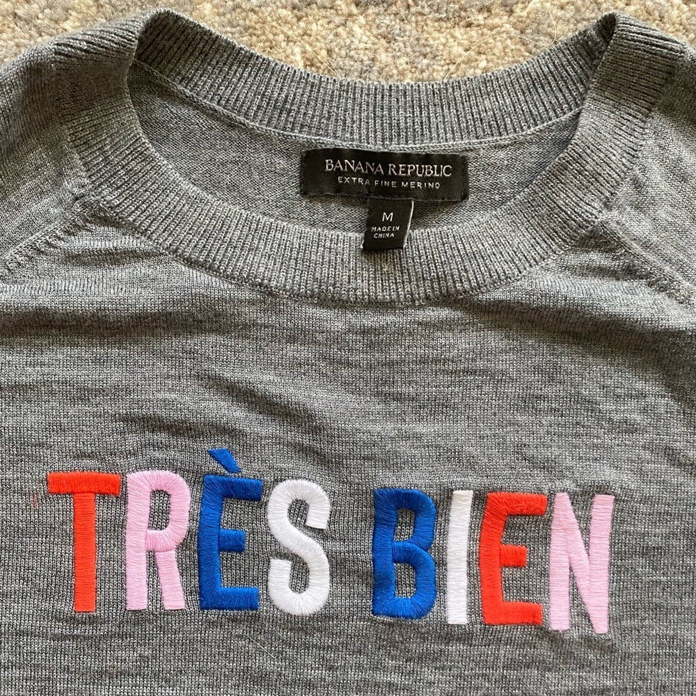 SPRING CLEANING SALE! Tres bien wool sweater
